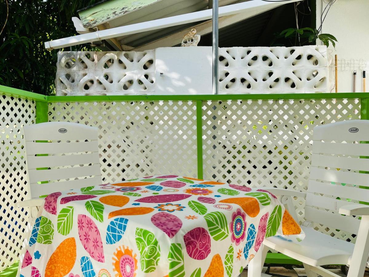 Wondershell Curacao Bed and Breakfast Willemstad Buitenkant foto