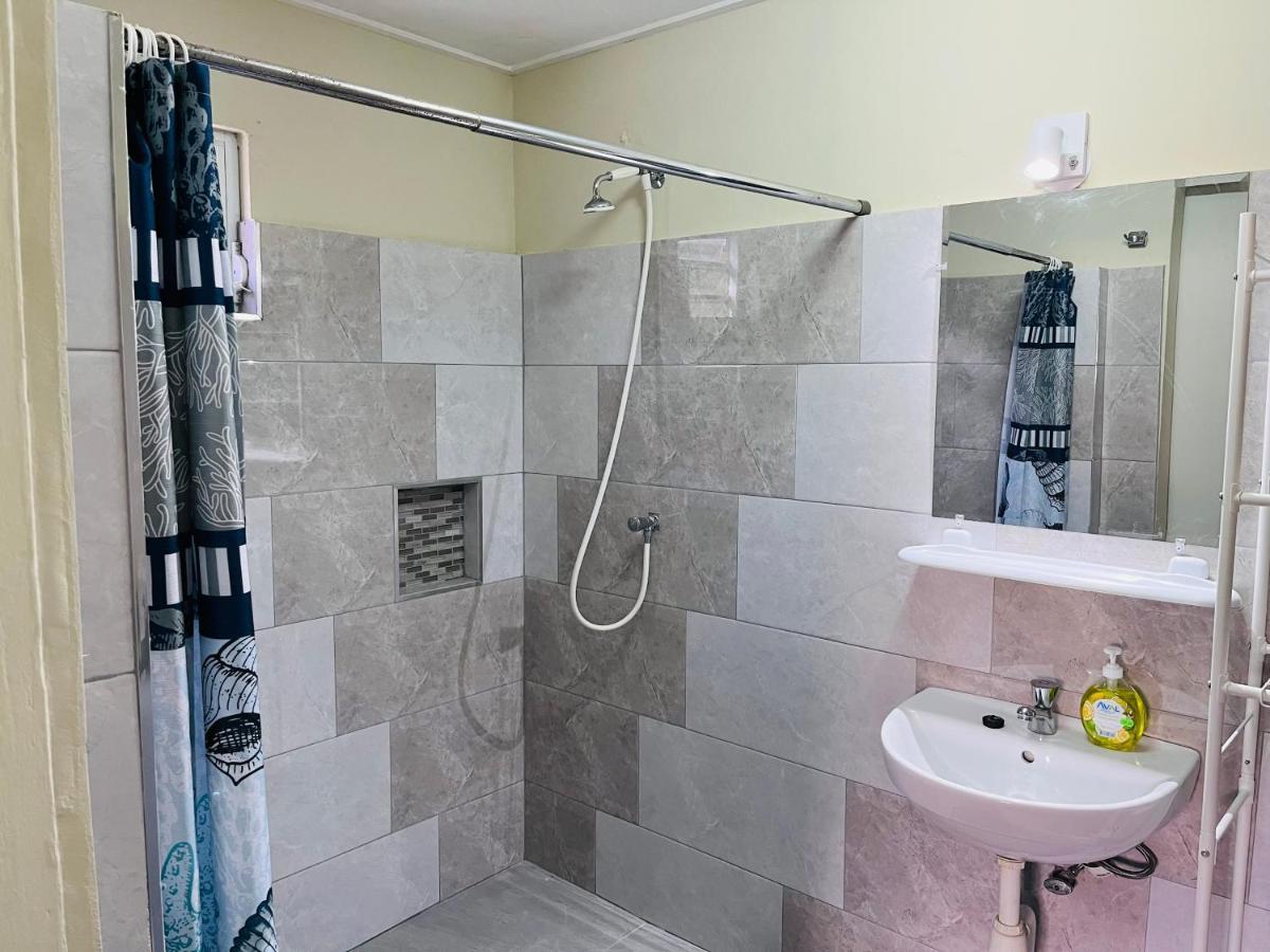 Wondershell Curacao Bed and Breakfast Willemstad Buitenkant foto