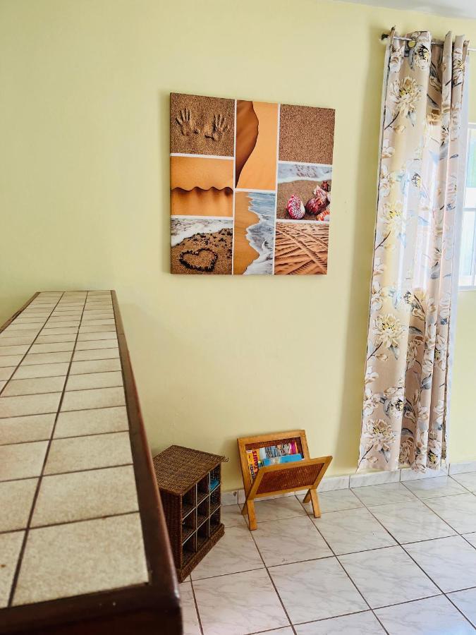 Wondershell Curacao Bed and Breakfast Willemstad Buitenkant foto